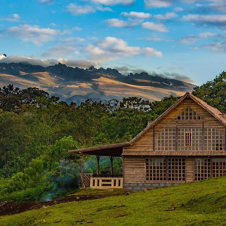 Castle Forest Lodge Mount Kenya National Park Extérieur photo